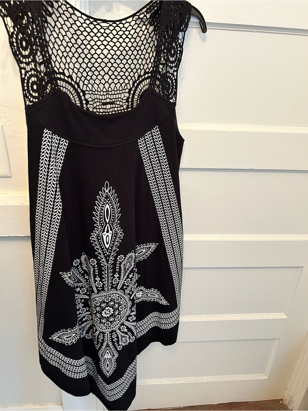 Black Sleeveless Crochet Yoke Dress with White Print PTP 19-21